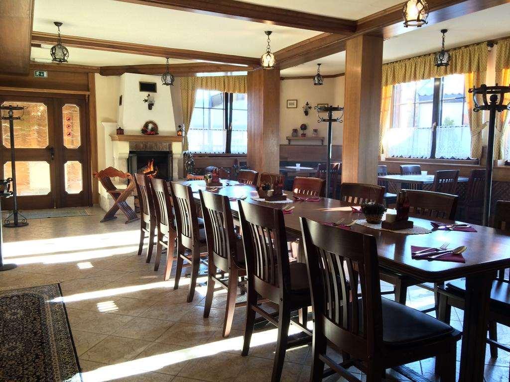 Garni Hotel Terano 마리보르 레스토랑 사진